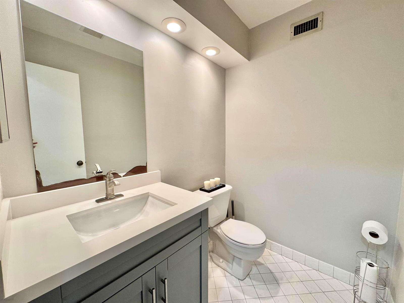 Lks Of Meadow Vilg Homes | Unit #A-113 Unit #A-113 | Picture 7