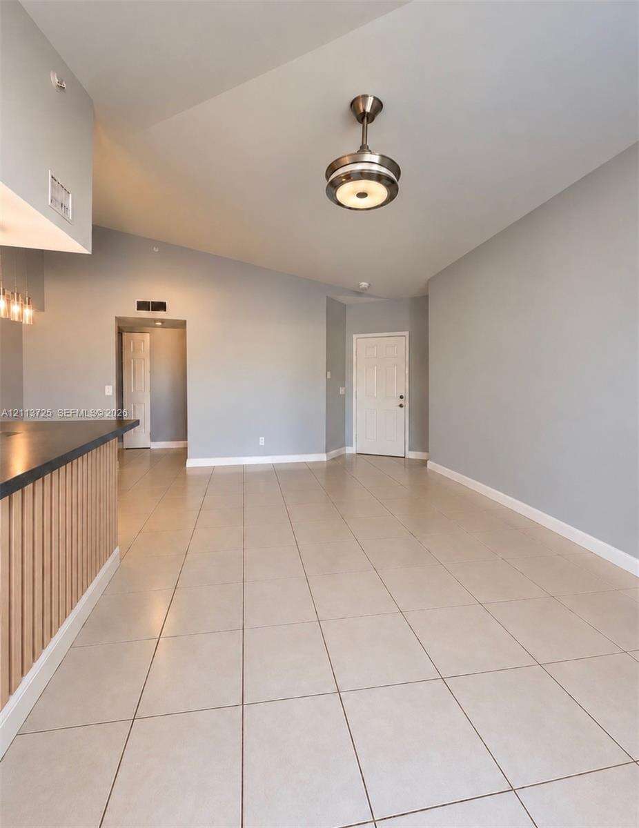 La Via | Unit #9-209 Unit #9-209 | Picture 2
