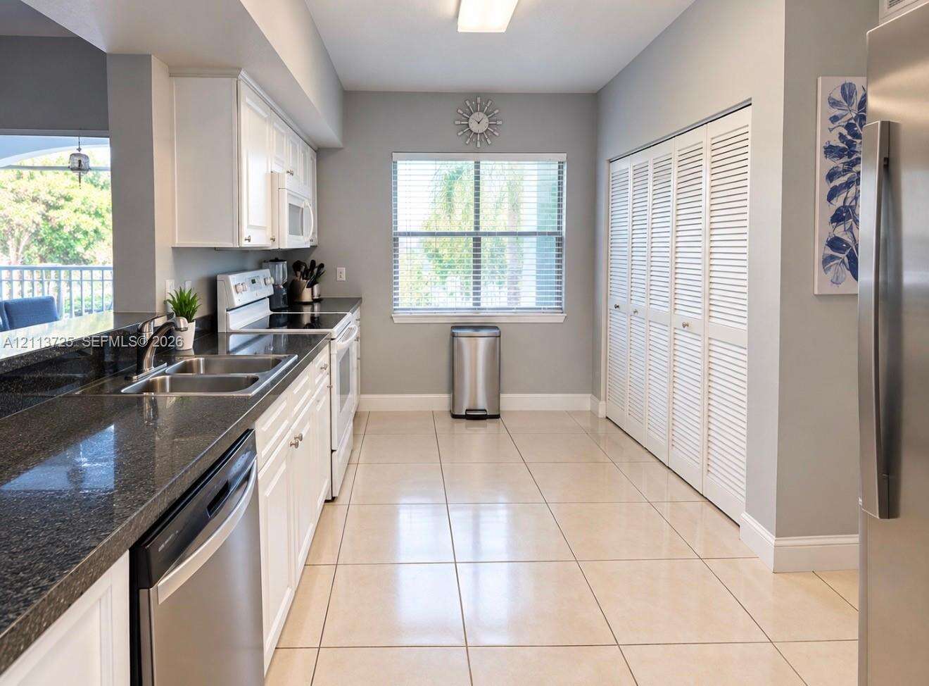 La Via | Unit #9-209 Unit #9-209 | Picture 8