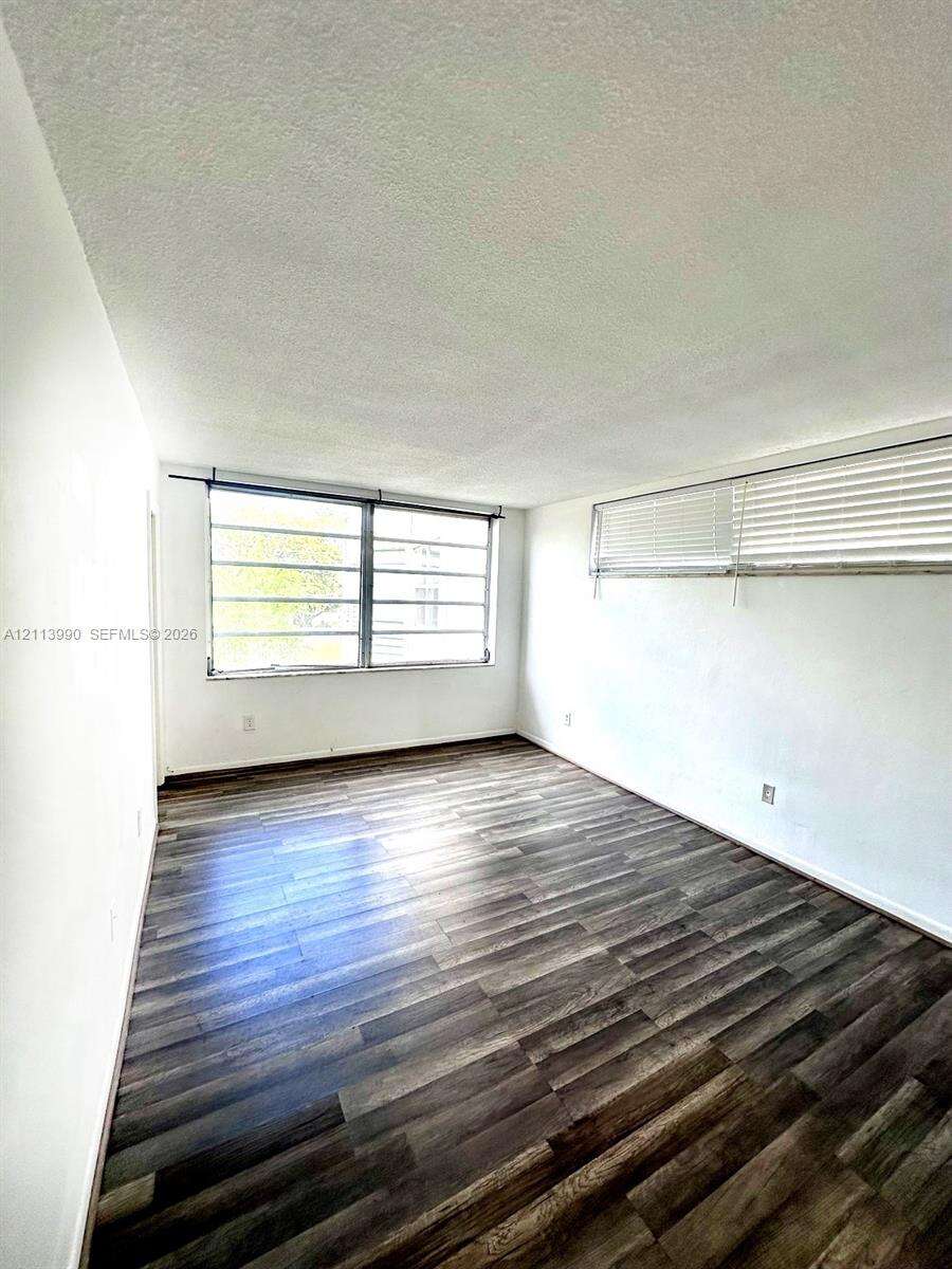 Rolling Green Condo C | Unit #C312 Unit #C312 | Picture 6