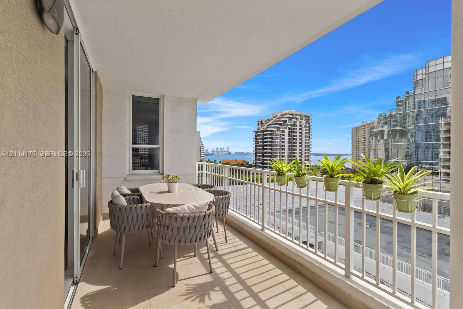 Courvoisier Courts | Unit #1012 Unit #1012 | Picture 25