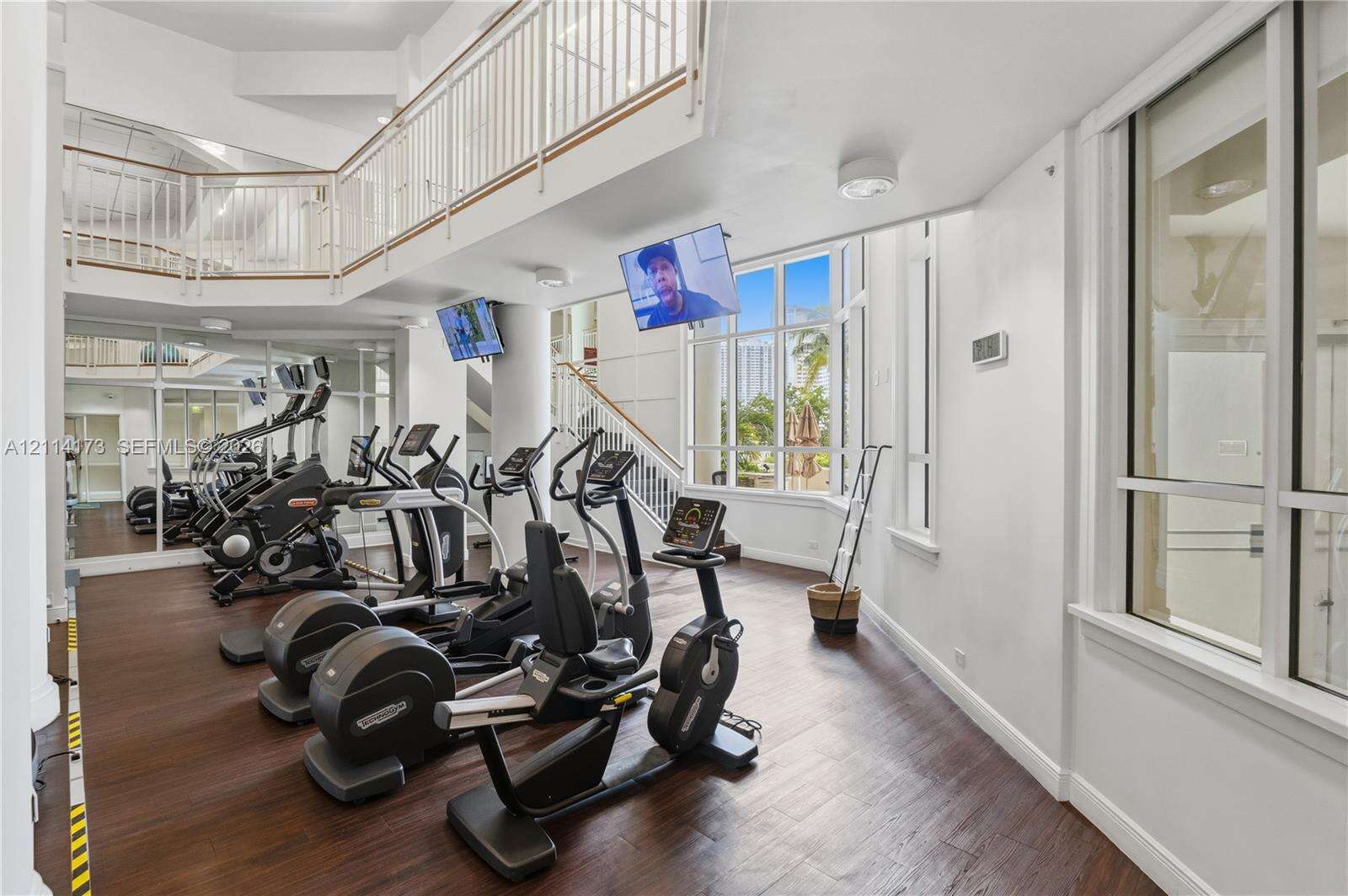 Courvoisier Courts | Unit #1012 Unit #1012 | Picture 31