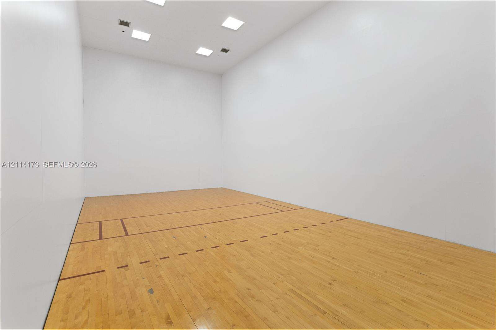 Courvoisier Courts | Unit #1012 Unit #1012 | Picture 36