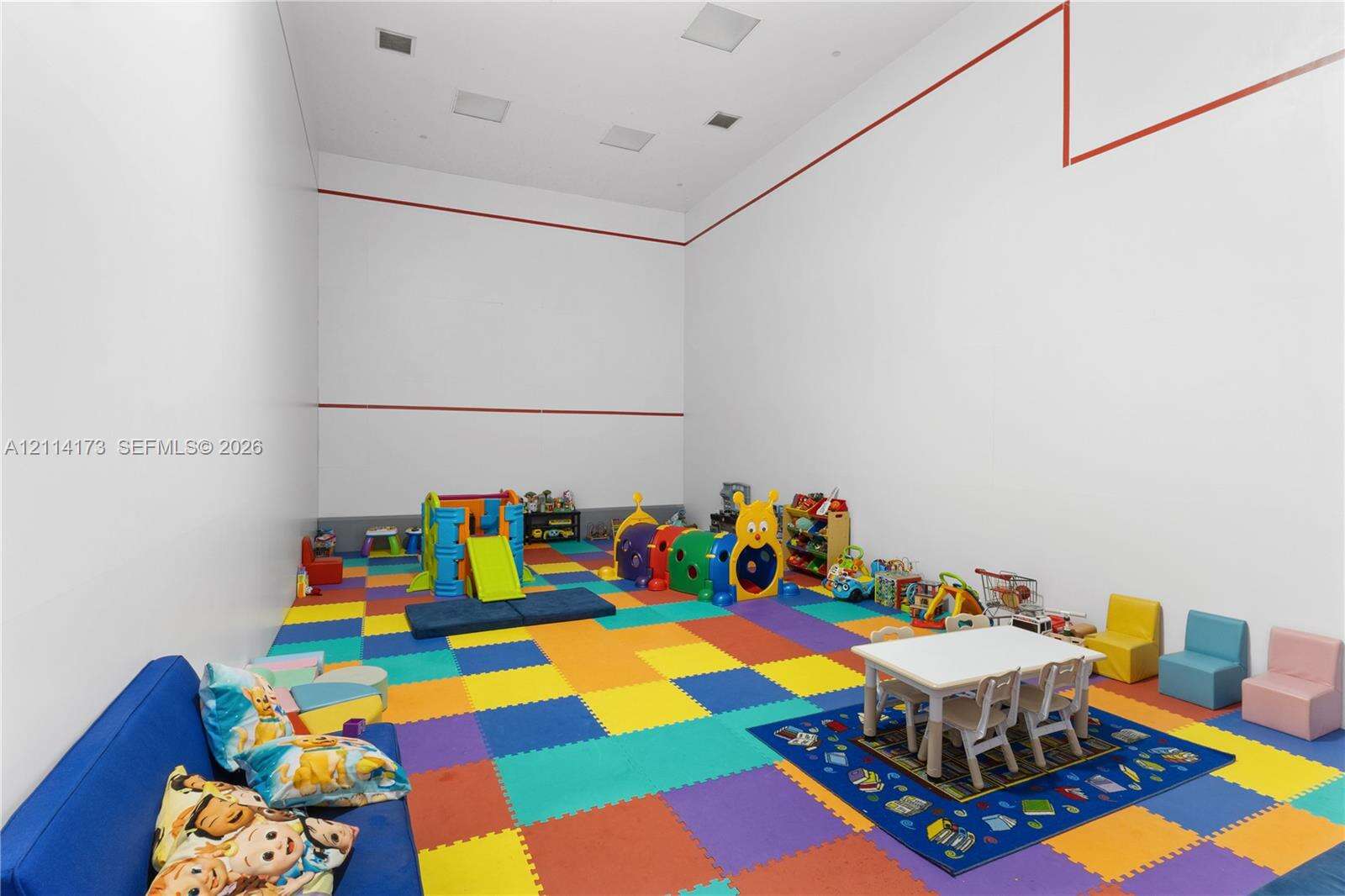 Courvoisier Courts | Unit #1012 Unit #1012 | Picture 37