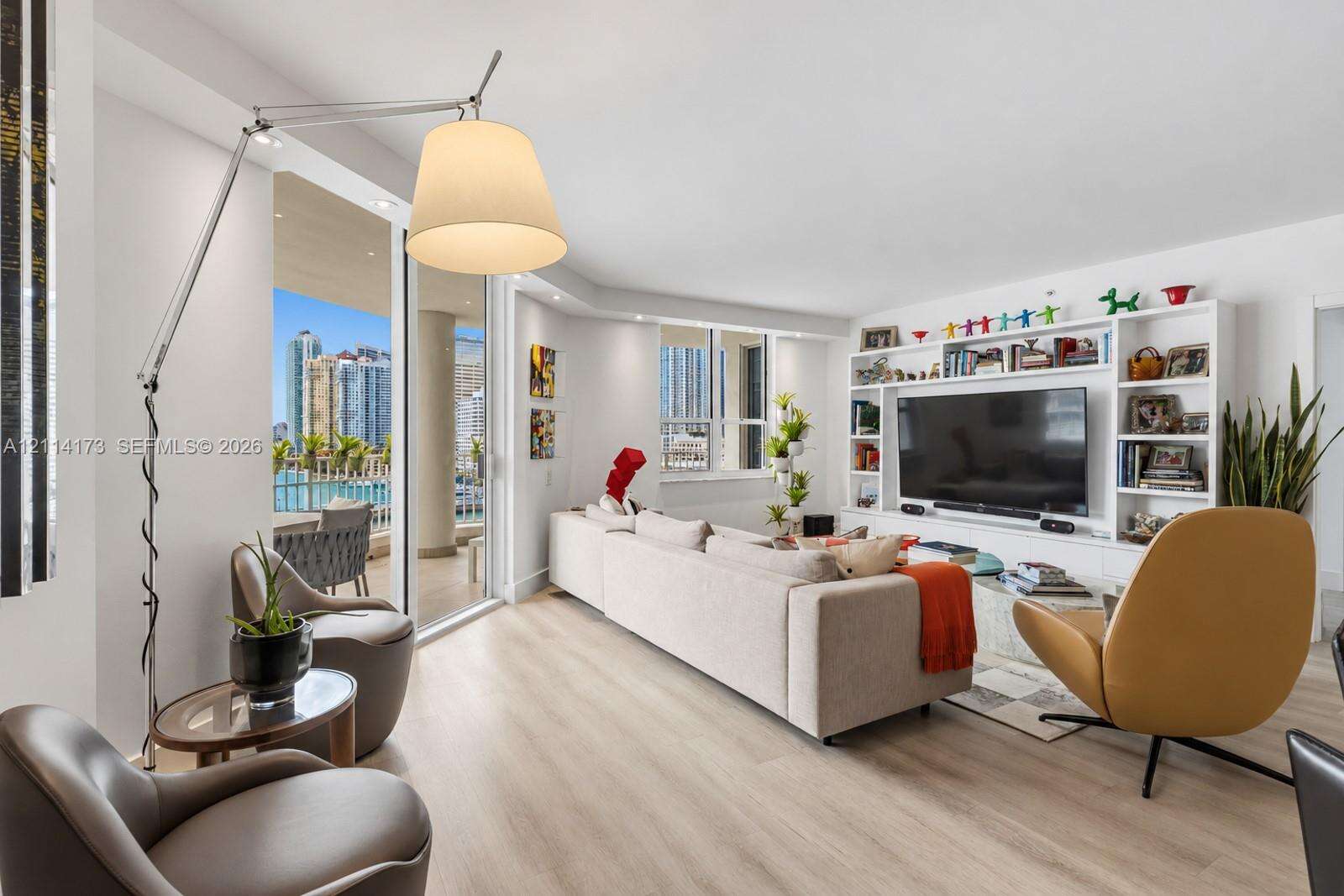 Courvoisier Courts | Unit #1012 Unit #1012 | Picture 7