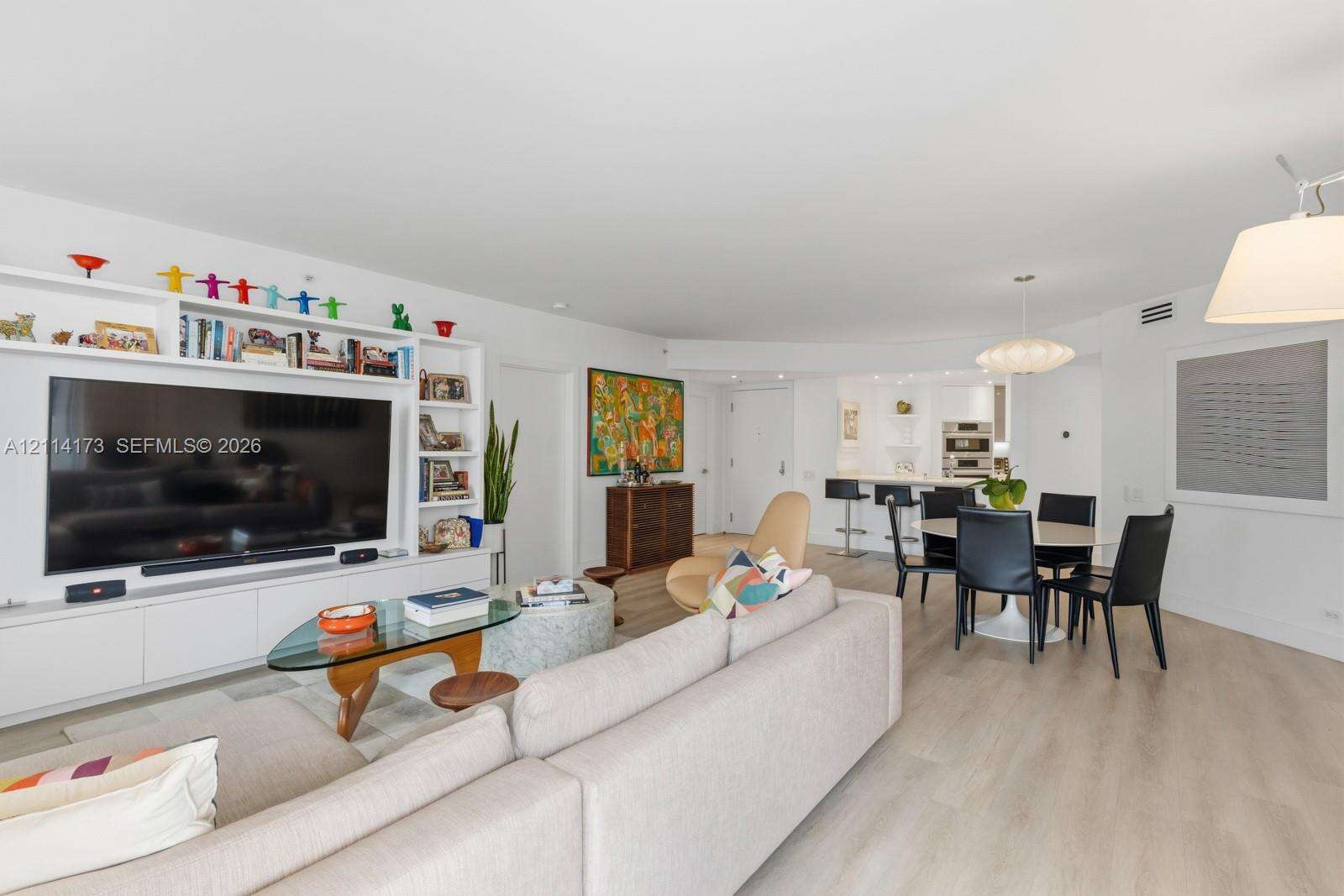 Courvoisier Courts | Unit #1012 Unit #1012 | Picture 8