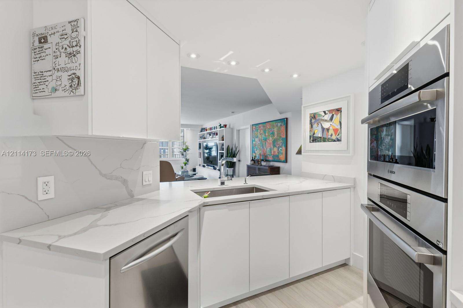 Courvoisier Courts | Unit #1012 Unit #1012 | Picture 10