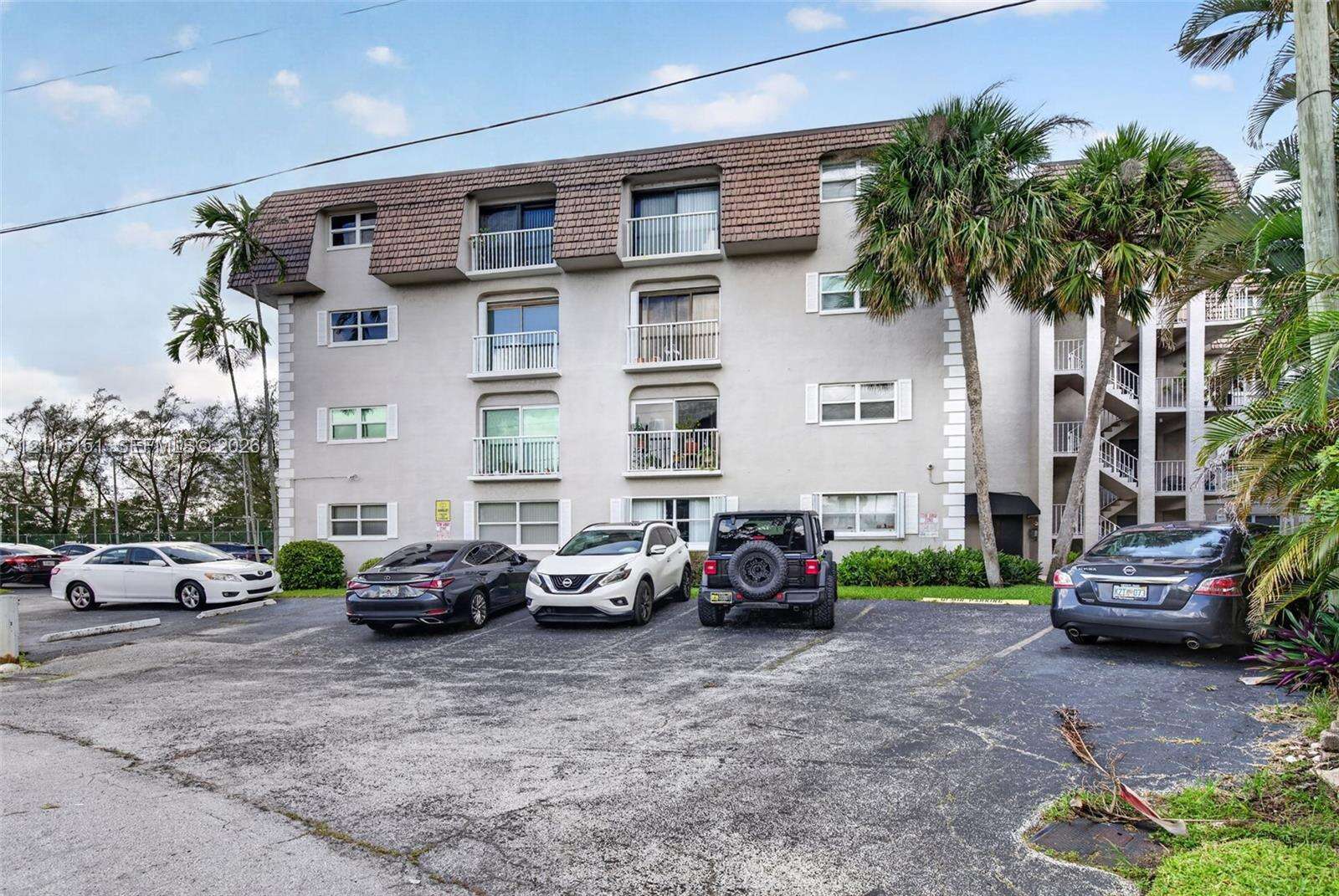 Riviera Park | Unit #408N Unit #408N | Picture 1
