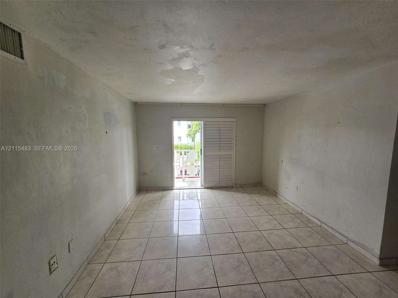 Jefferson Park | Unit #208 Unit #208 | Picture 7
