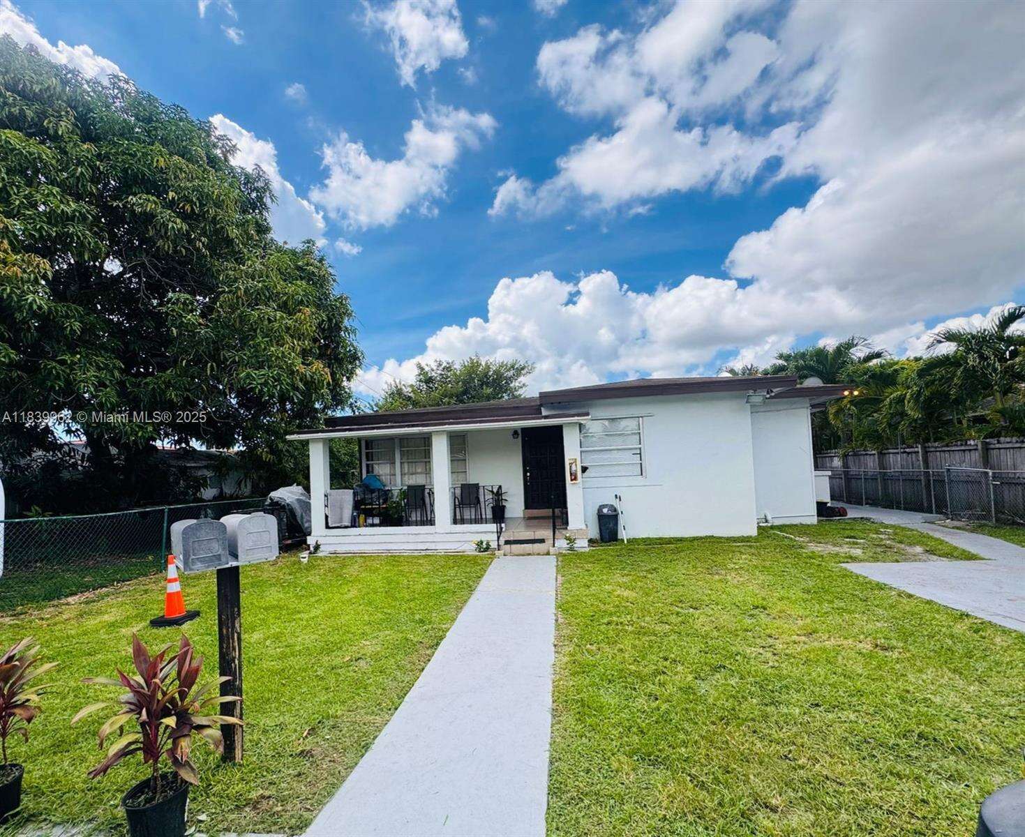Miami | 7230 3rd St N/A | Picture 1
