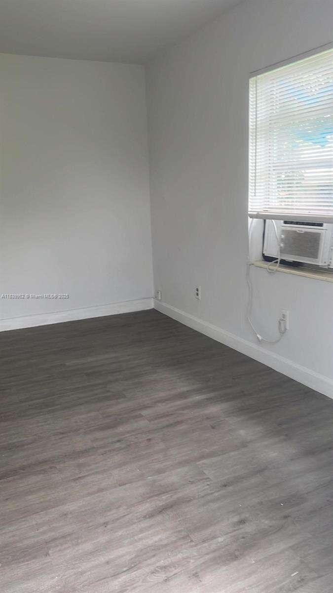 Miami | 7230 3rd St N/A | Picture 17