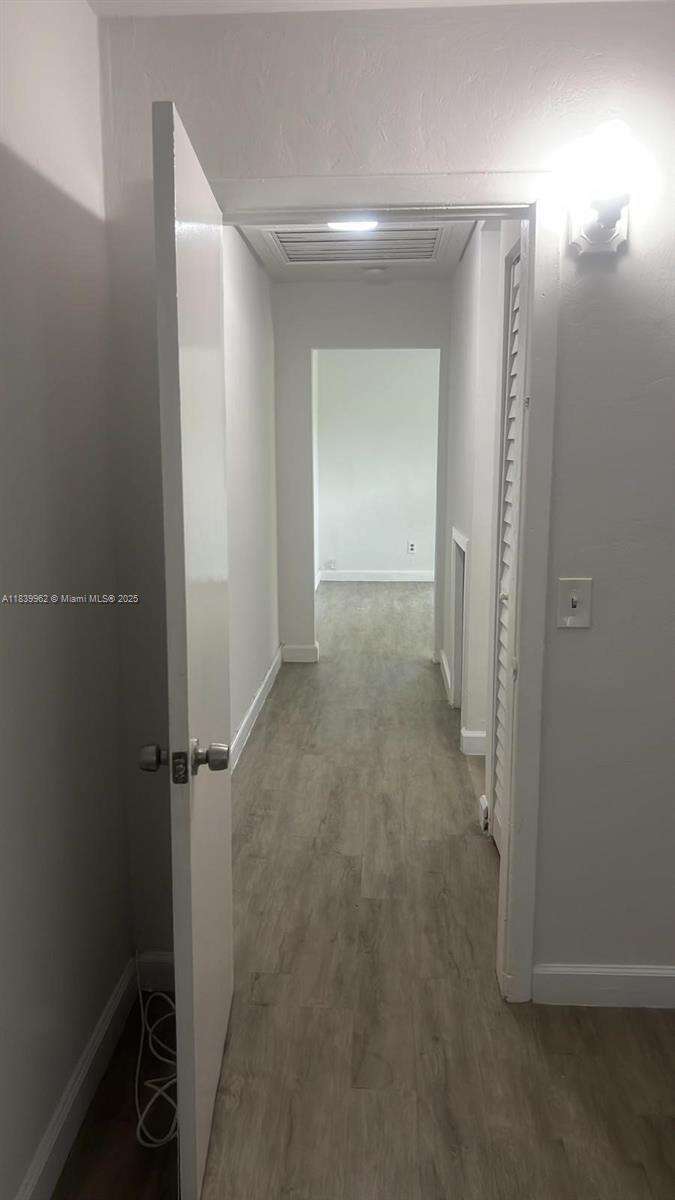 Miami | 7230 3rd St N/A | Picture 22