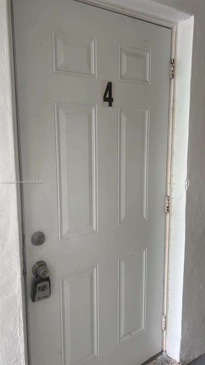 Miami | 7230 3rd St N/A | Picture 23