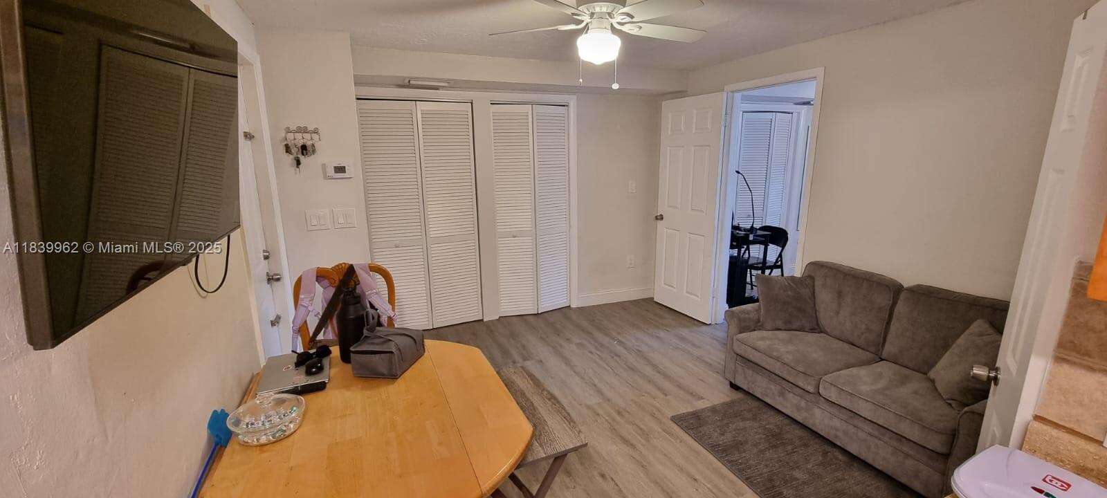 Miami | 7230 3rd St N/A | Picture 6