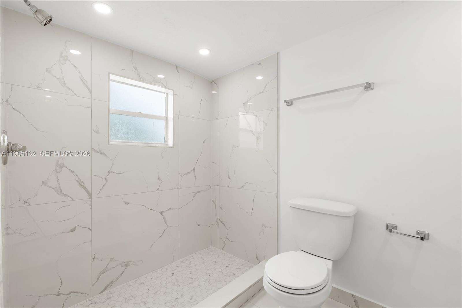 Miami | 2385 17th St N/A | Picture 12