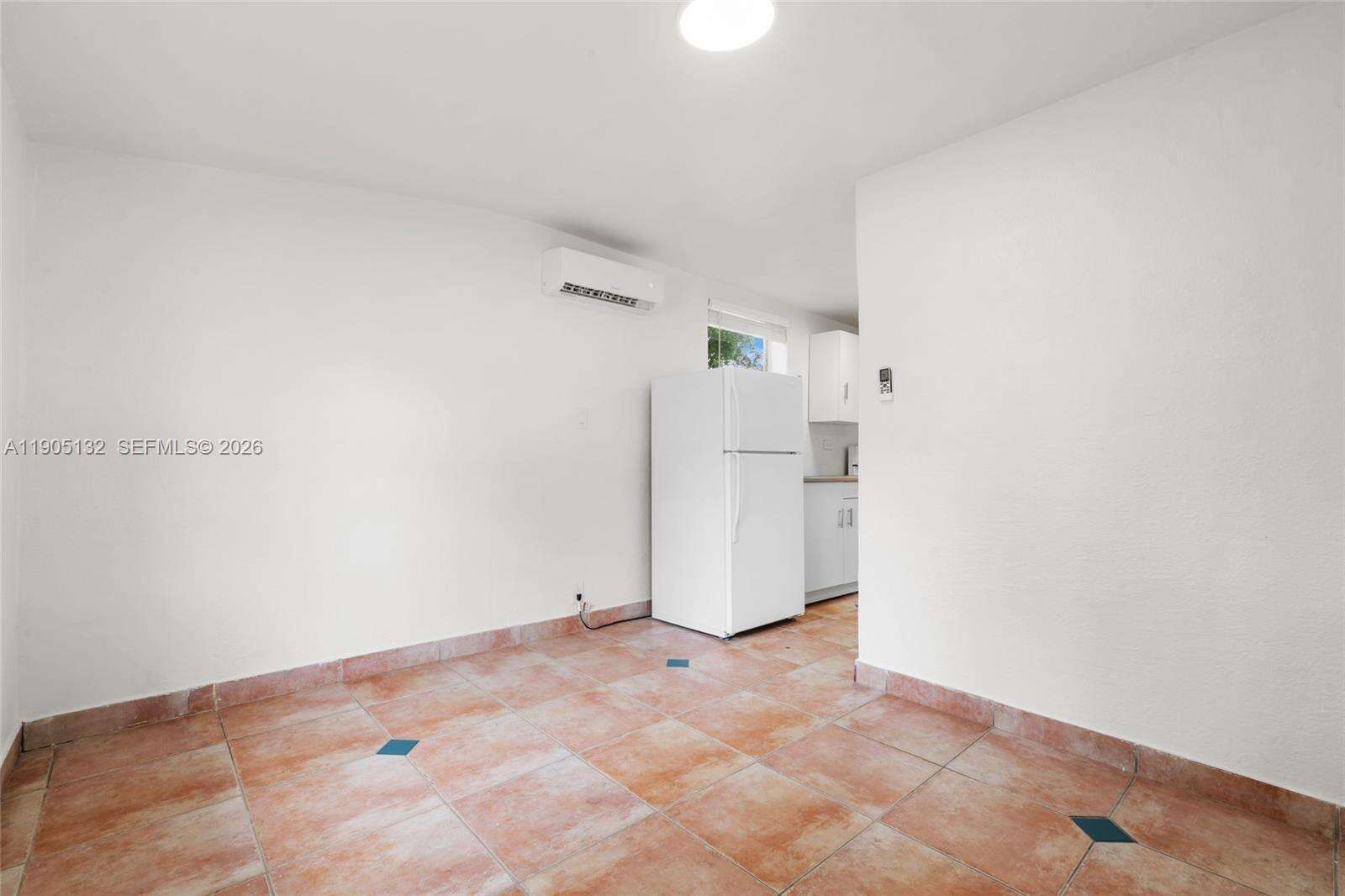 Miami | 2385 17th St N/A | Picture 16