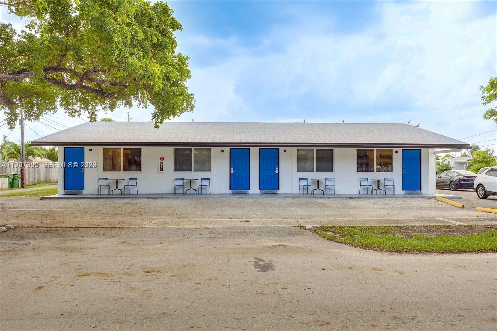 Hallandale Beach | 412 4th Ave N/A | Picture 1