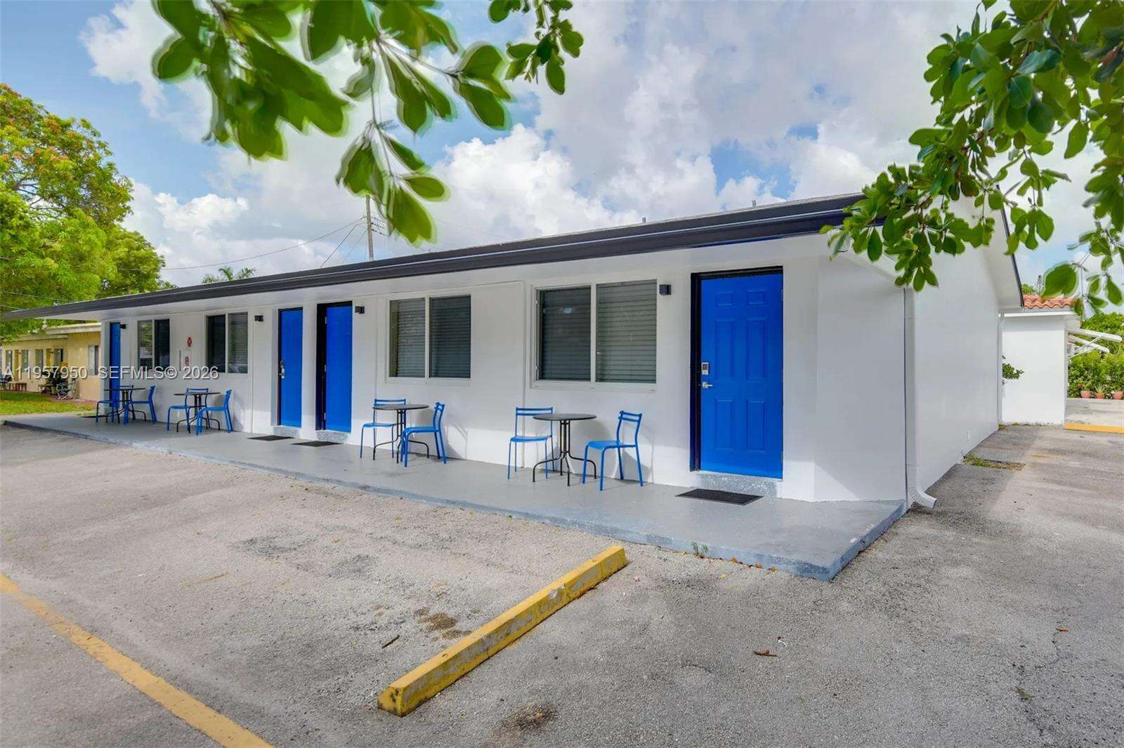 Hallandale Beach | 412 4th Ave N/A | Picture 3