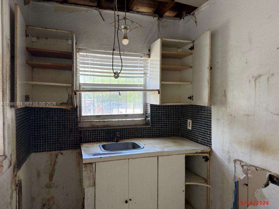 Miami | 5631 5th Ct N/A | Picture 9