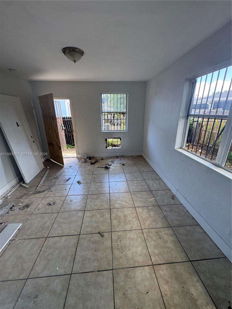 Miami | 1620 64th St N/A | Picture 2