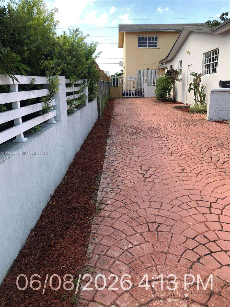 Hialeah | 447 32nd St N/A | Picture 2