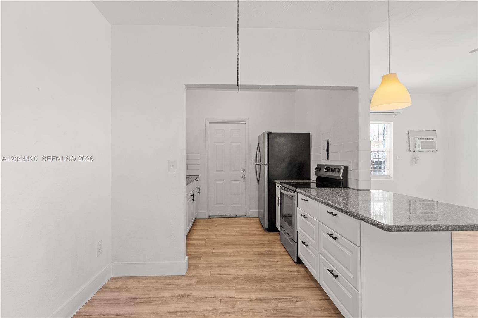 Miami | 370 55th St N/A | Picture 12