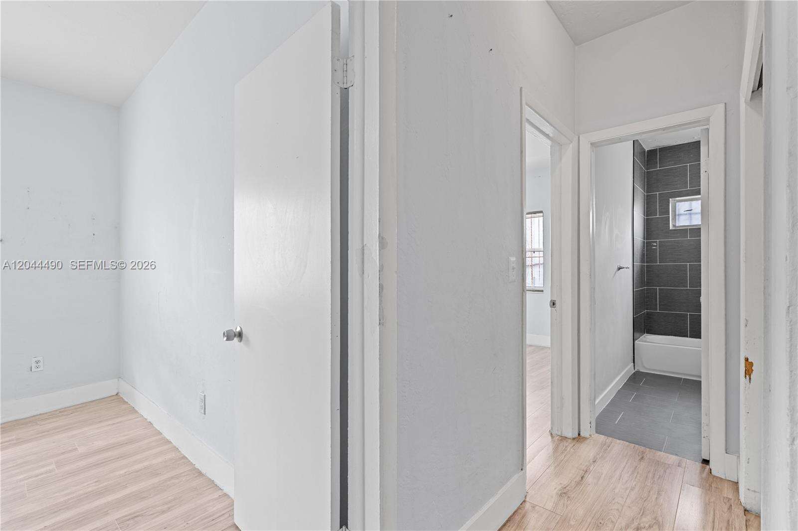 Miami | 370 55th St N/A | Picture 38
