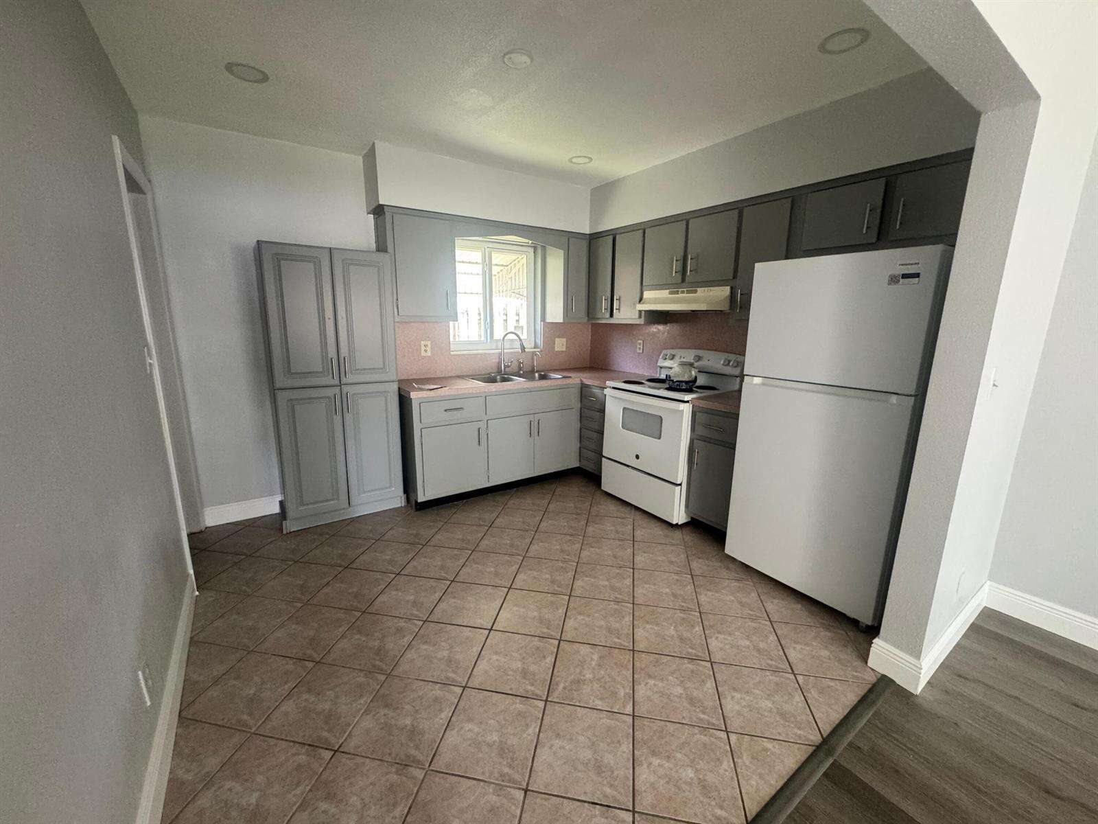 Dania Beach | 4941 27th Unit #1-2 | Picture 5