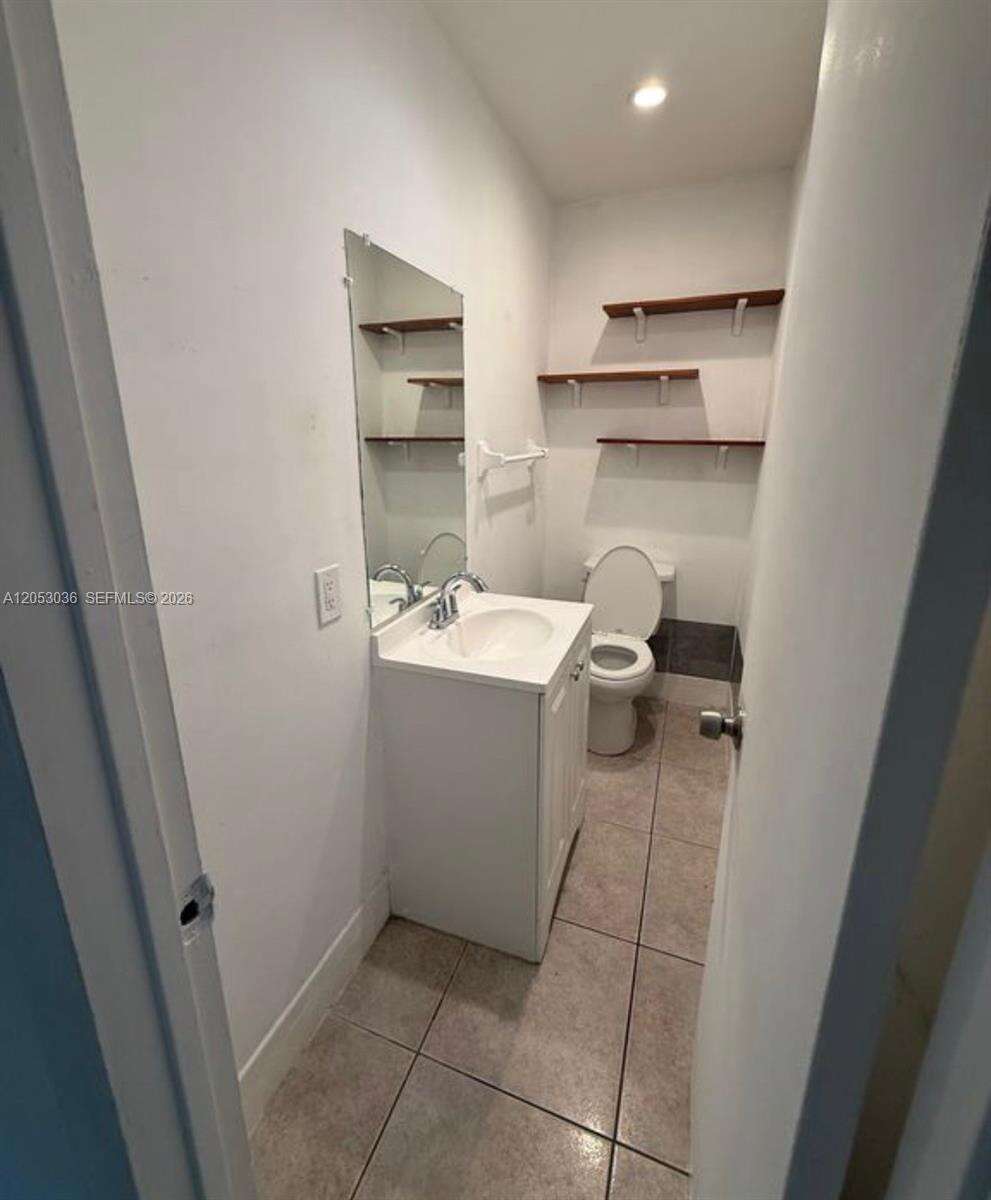 Hallandale Beach | 620 7th Ave N/A | Picture 12