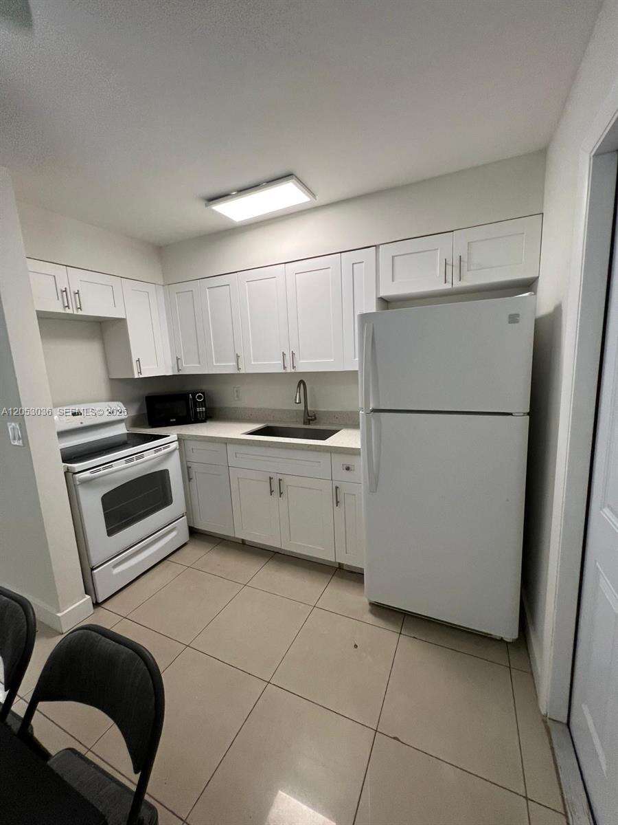 Hallandale Beach | 620 7th Ave N/A | Picture 4