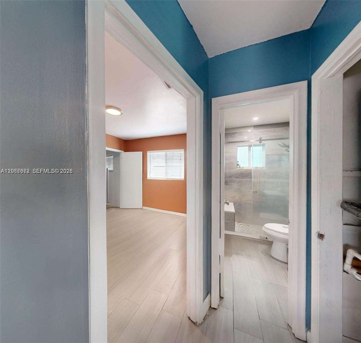 Hollywood | 2411 Thomas St N/A | Picture 9