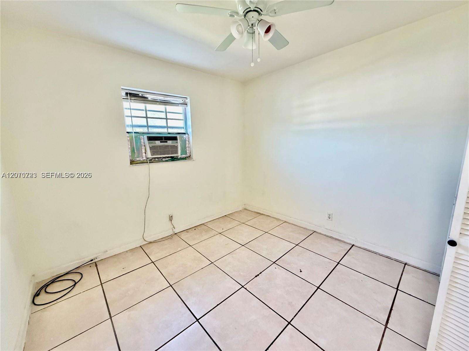 Hallandale Beach | 1041 7th Ct N/A | Picture 14