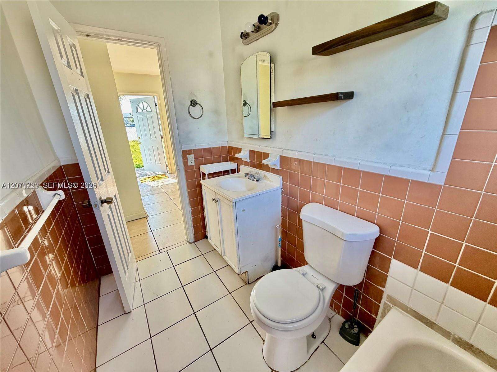 Hallandale Beach | 1041 7th Ct N/A | Picture 16