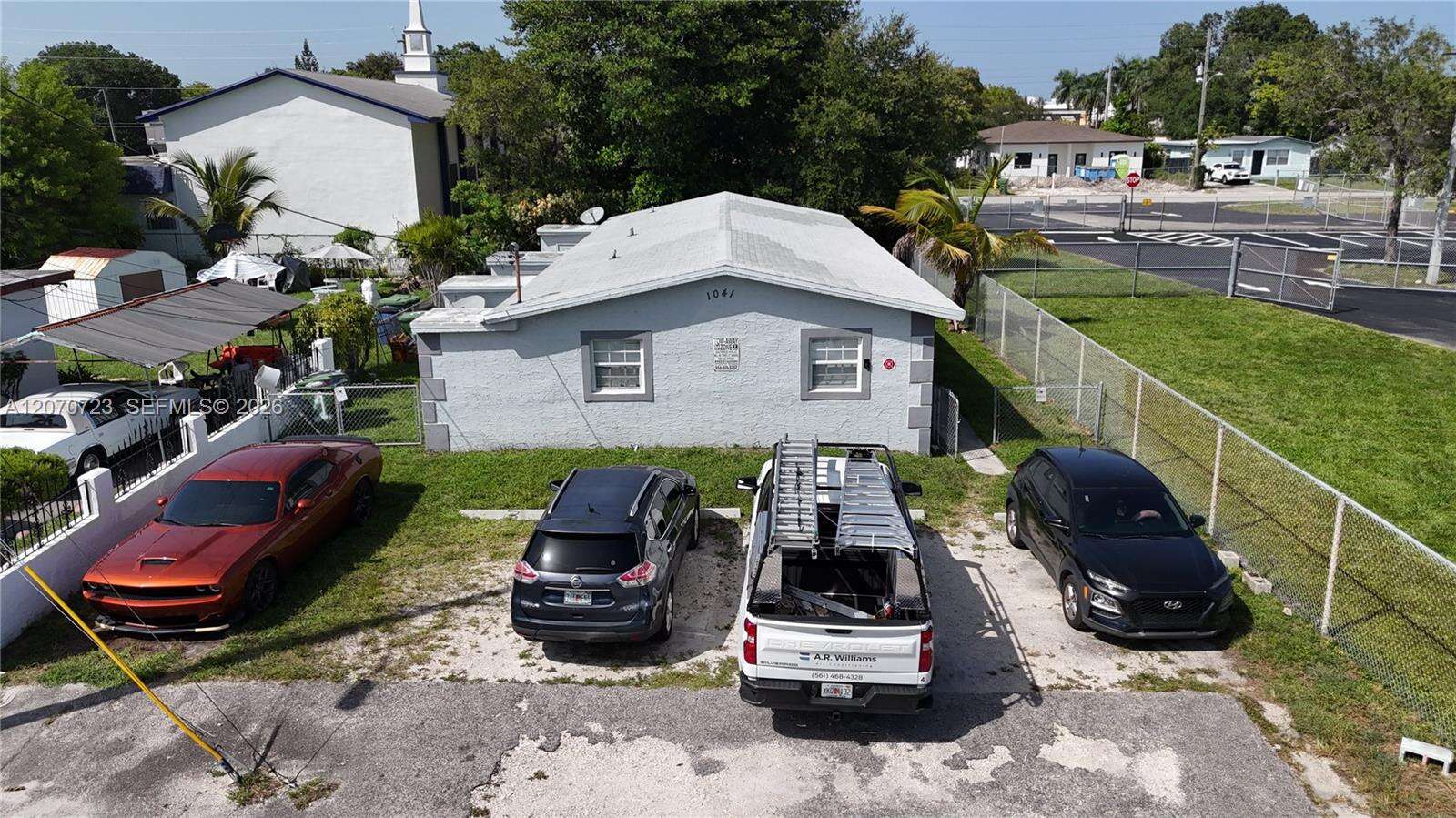 Hallandale Beach | 1041 7th Ct N/A | Picture 23