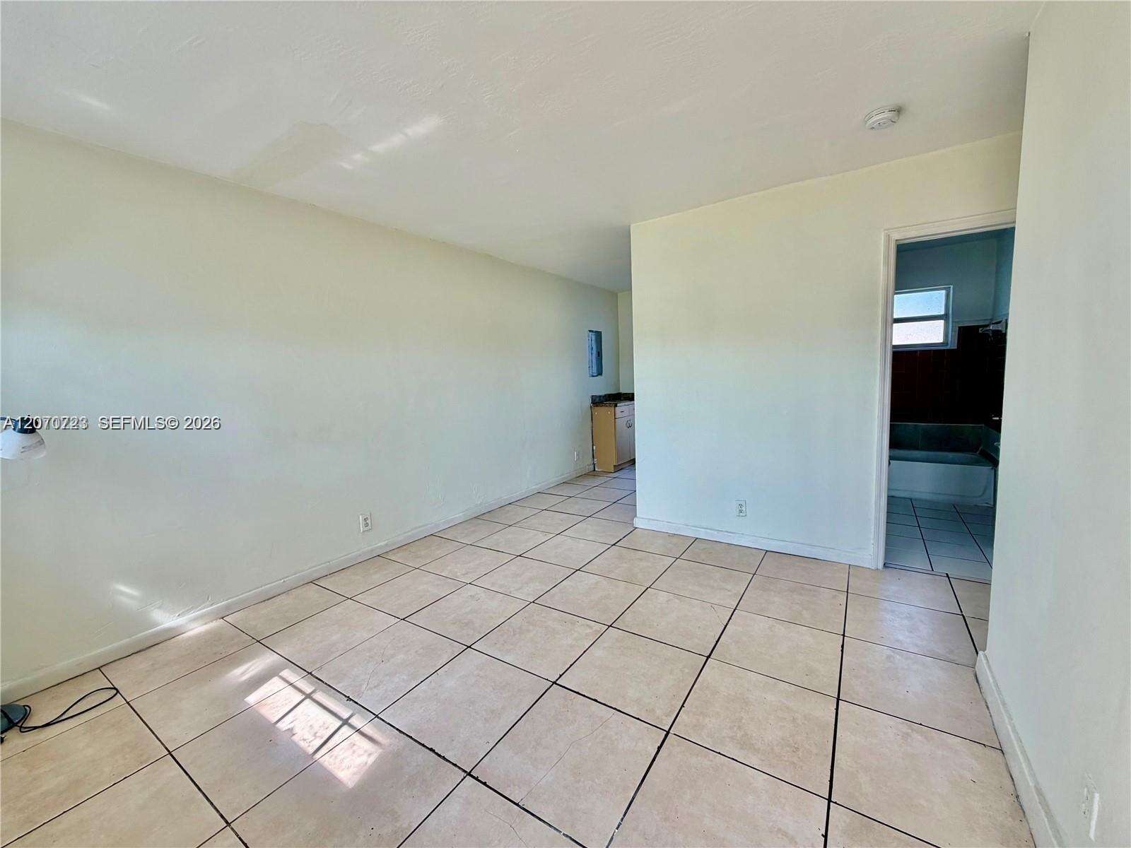 Hallandale Beach | 1041 7th Ct N/A | Picture 10