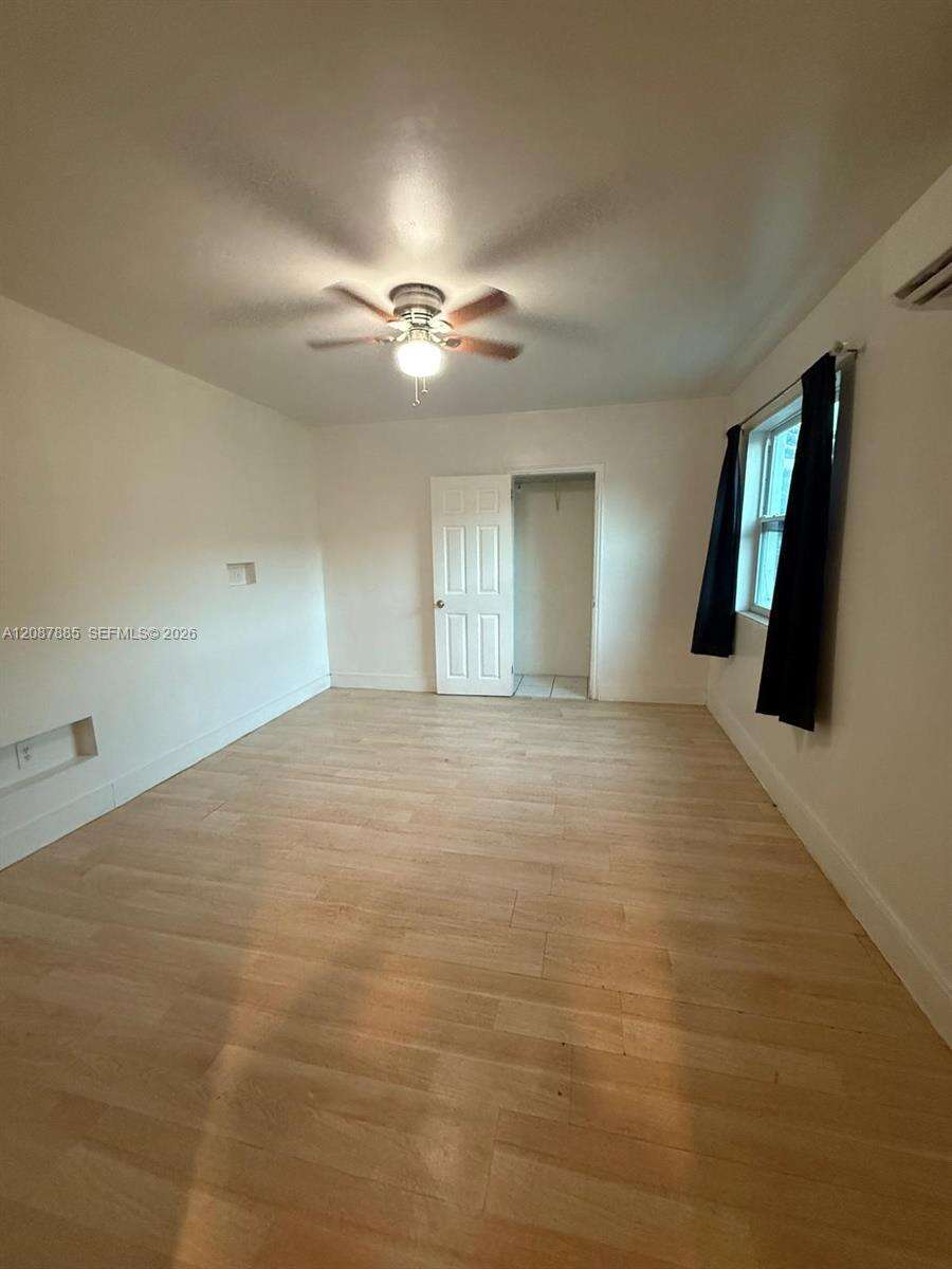Miami | 2484 10th St N/A | Picture 18