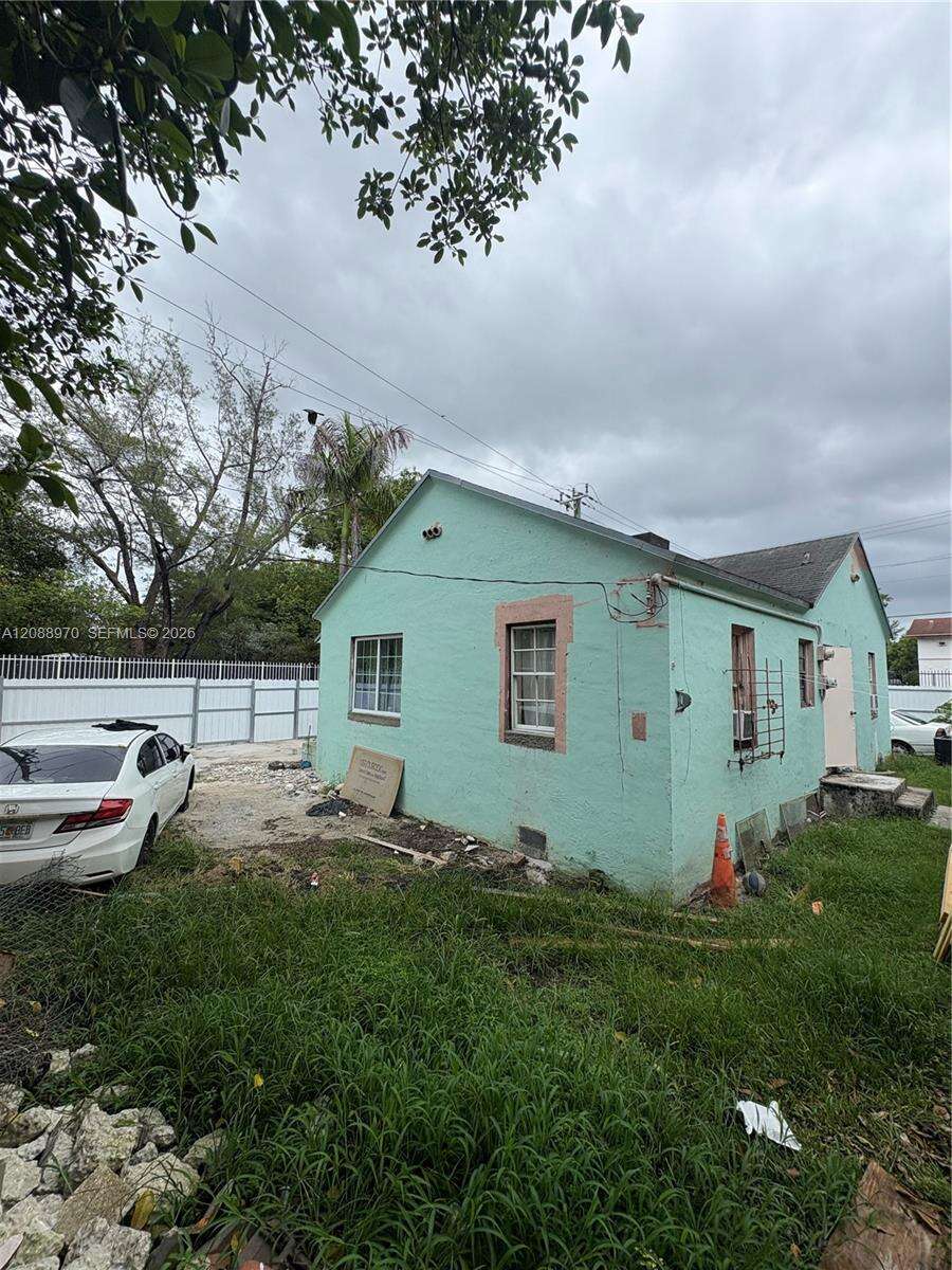 Miami | 7812 Miami Ct N/A | Picture 2