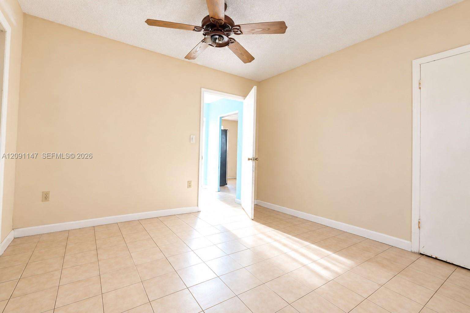 Miami | 526 44th Ave N/A | Picture 18