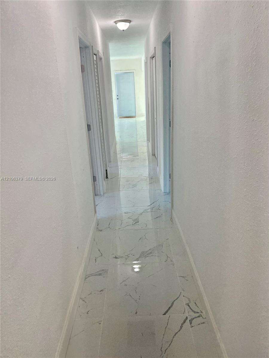 Miami | 2625 55th St N/A | Picture 6
