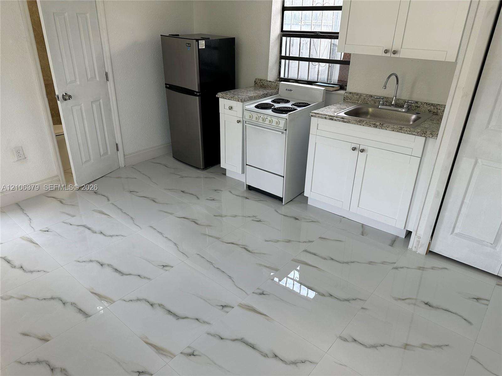 Miami | 2625 55th St N/A | Picture 10