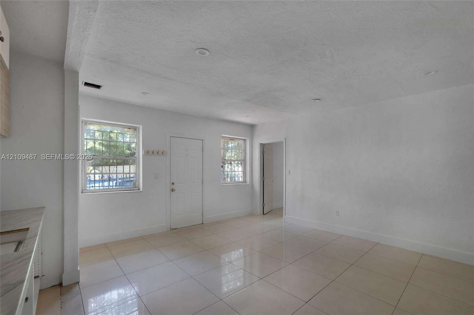 Miami | 3413 6th Ave N/A | Picture 11
