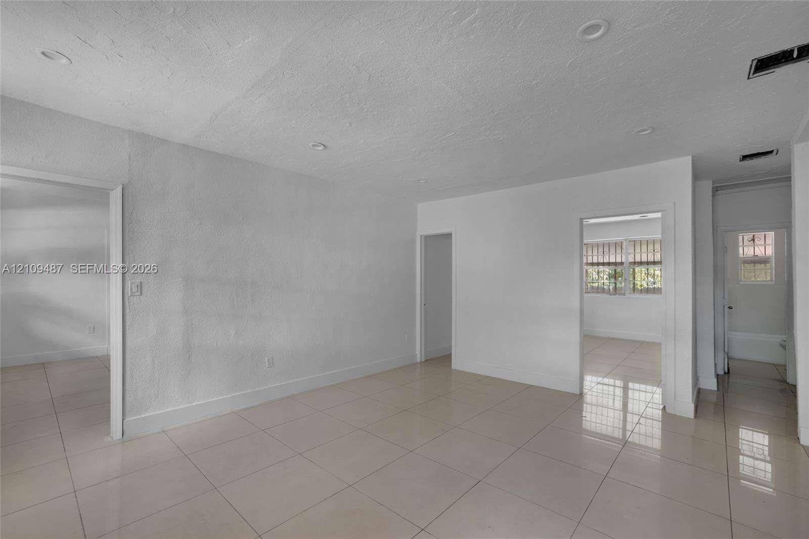 Miami | 3413 6th Ave N/A | Picture 21