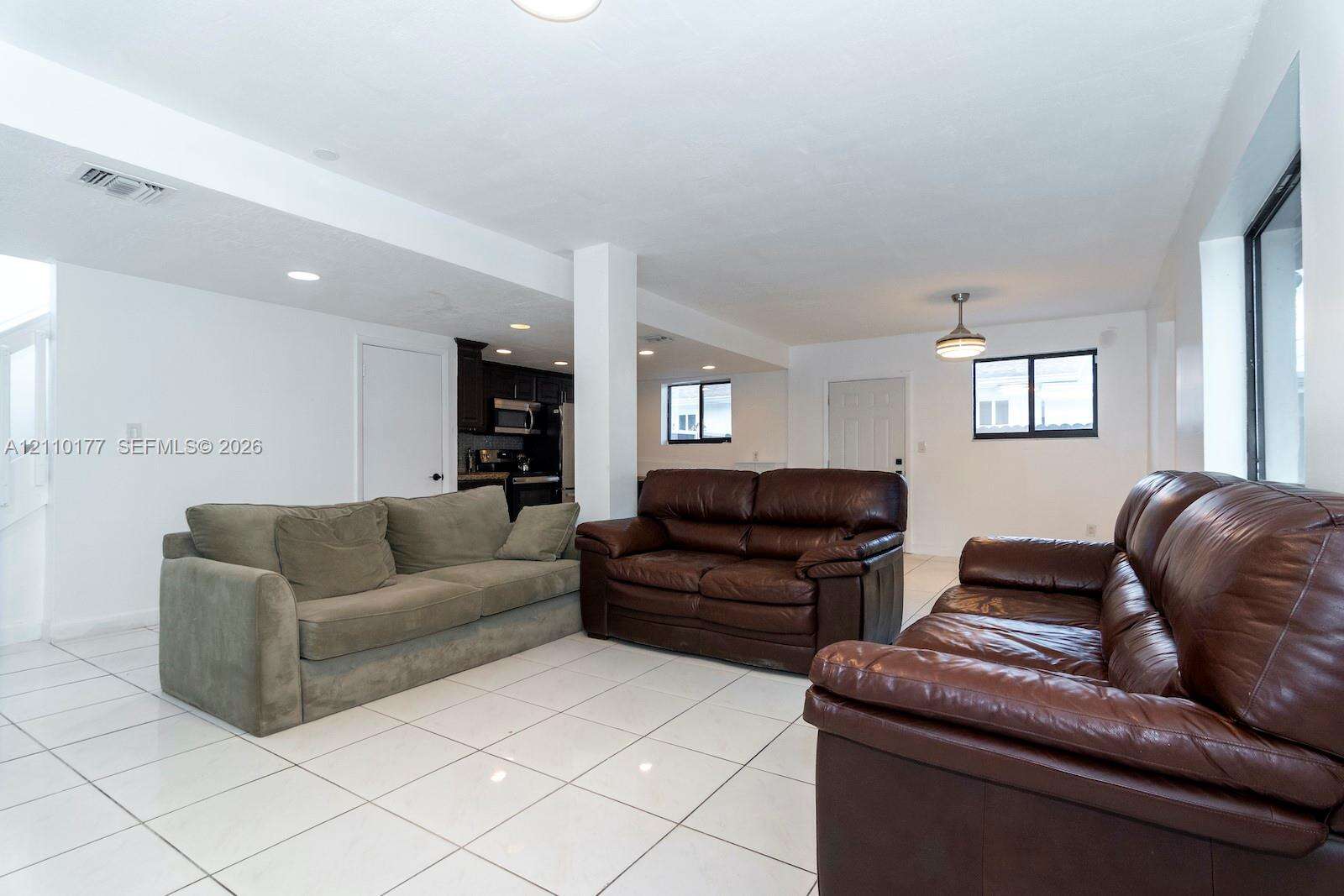 Miami | 2729 67th Ave N/A | Picture 11