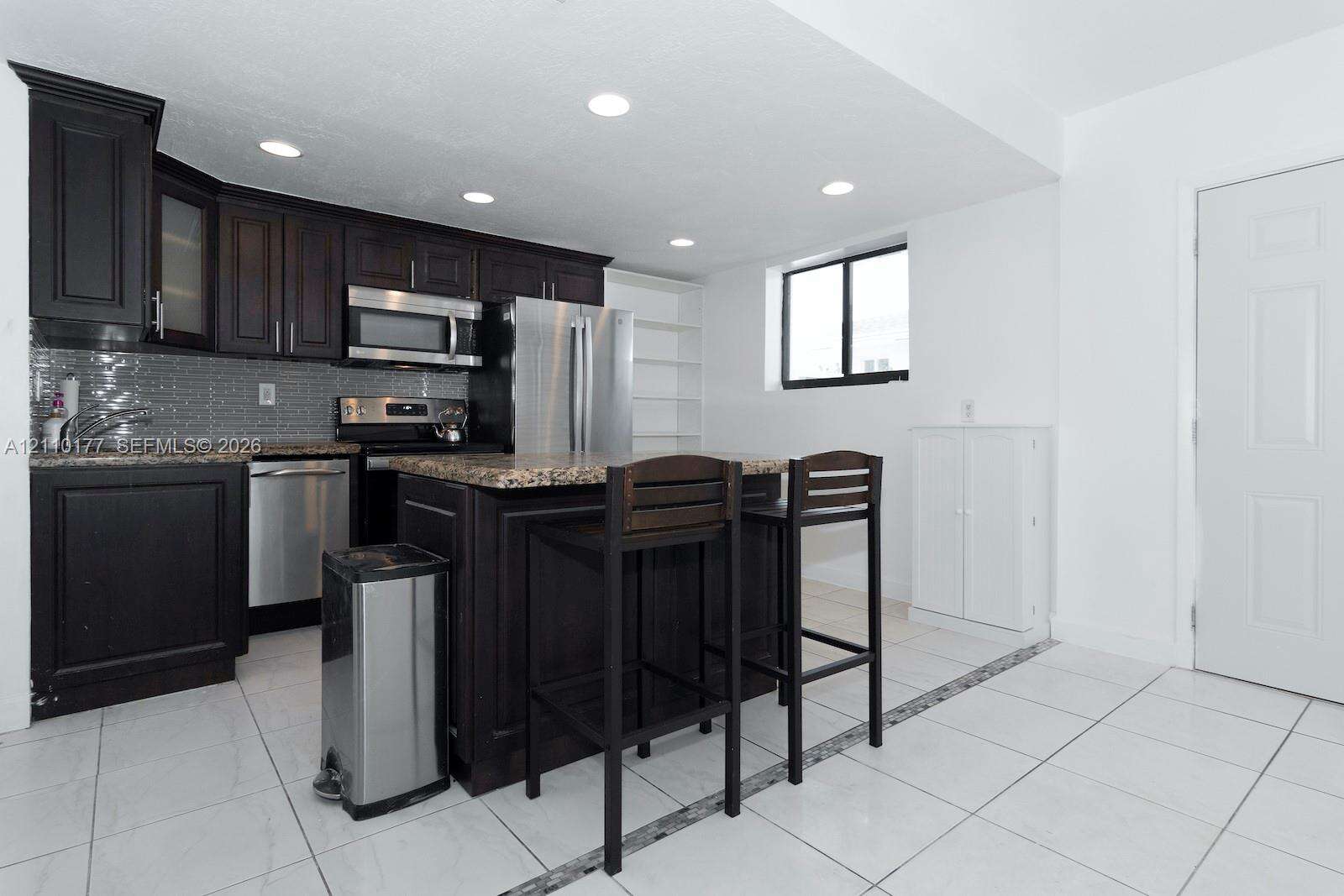 Miami | 2729 67th Ave N/A | Picture 13