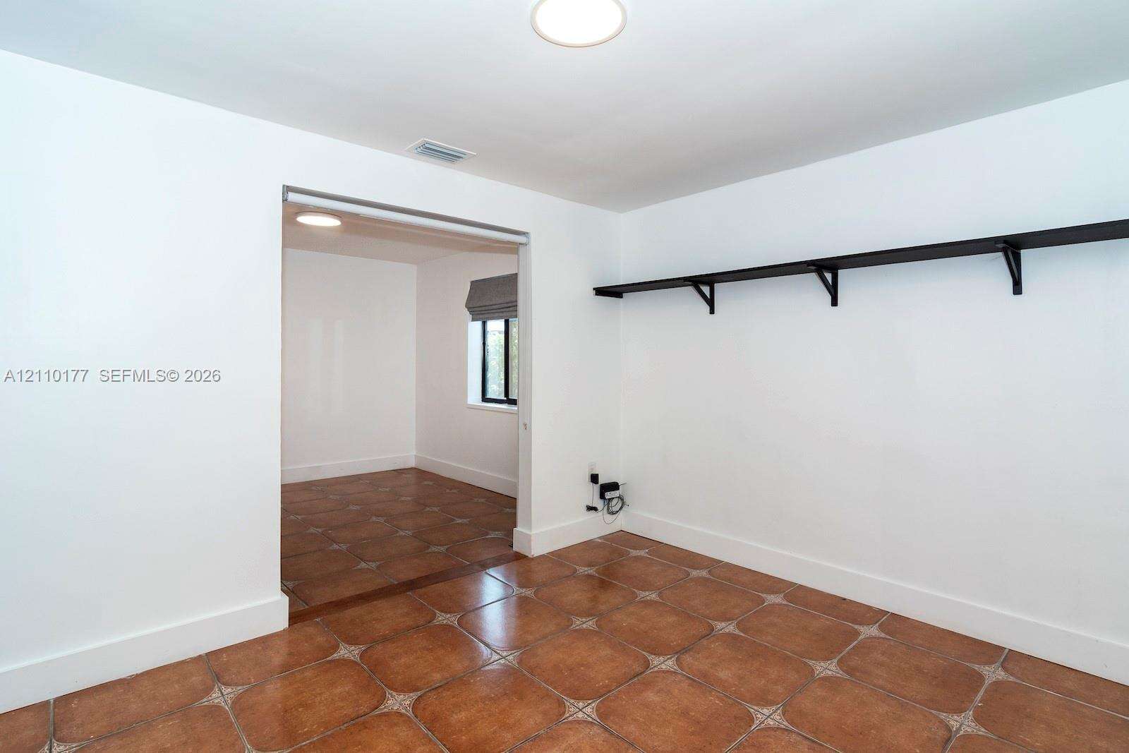 Miami | 2729 67th Ave N/A | Picture 59